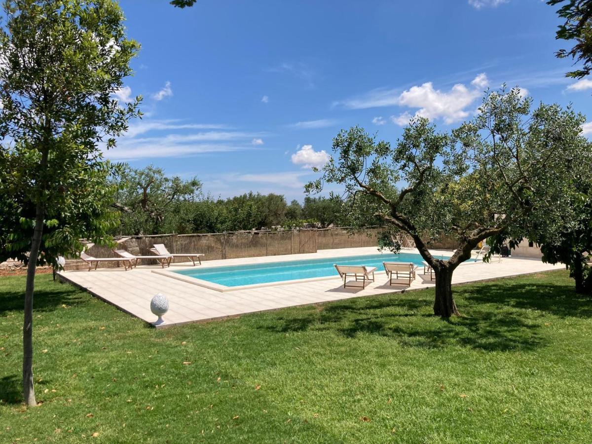 Marinella Suite Home Locorotondo Bagian luar foto